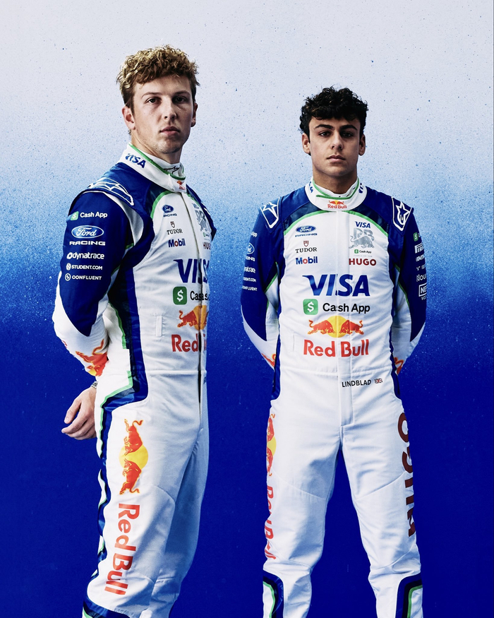 开云体育下载-小红牛发布2026赛季赛车服，涂装或延续去年设计|F1|样式|变化_新浪体育_新浪新闻