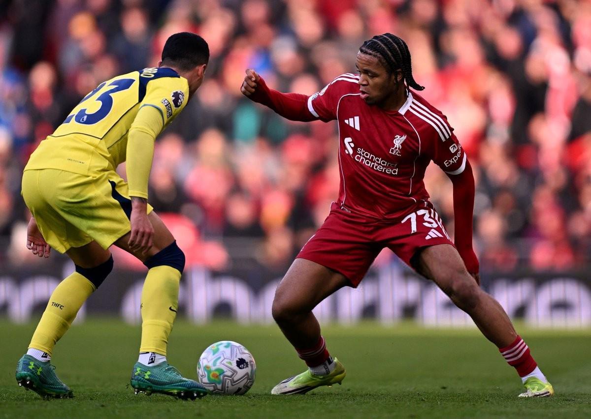 开云官网-恩古莫哈半场完成6次过人，本赛季英超仅6人全场过人次数更多