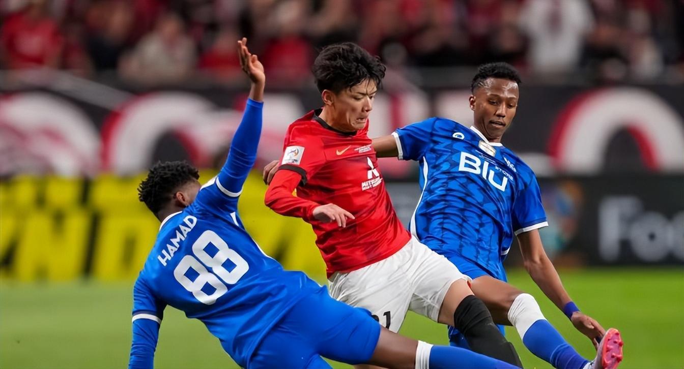 穆斯卡特仅仅用一招就让上港外援爆发，本轮打破球荒，引发热议